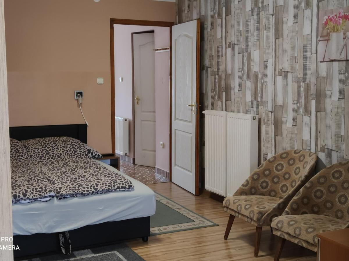 Apartman Edit Harkány Extérieur photo